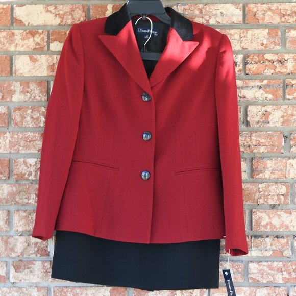 Evan Picone 2 Piece Suit - Picture 2 of 7